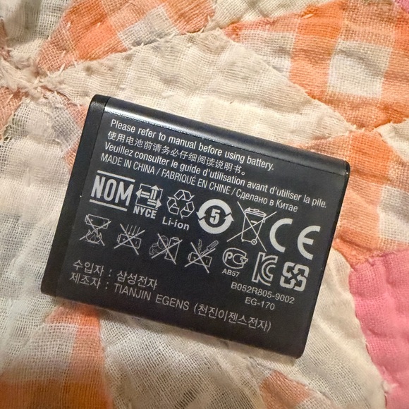 Samsung DV150F Digital Camera 16.2MP 5x optical zoom Dual LCD Screen Smart Wifi - Picture 13 of 15